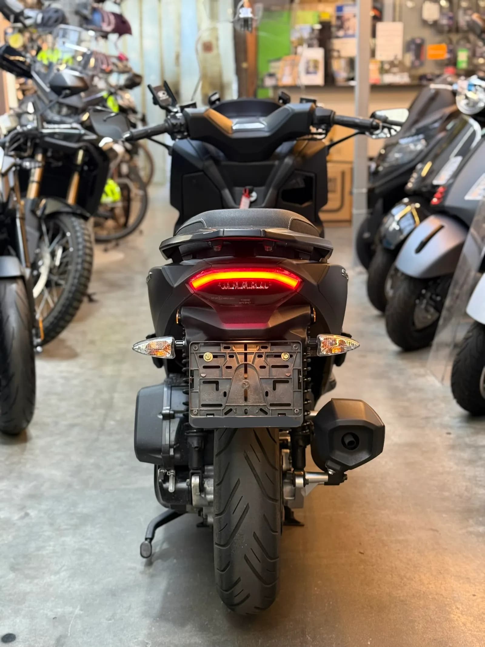 KYMCO SKY TOWN 125 – 2024  Prix : 2 299 € | Garantie 12 mois