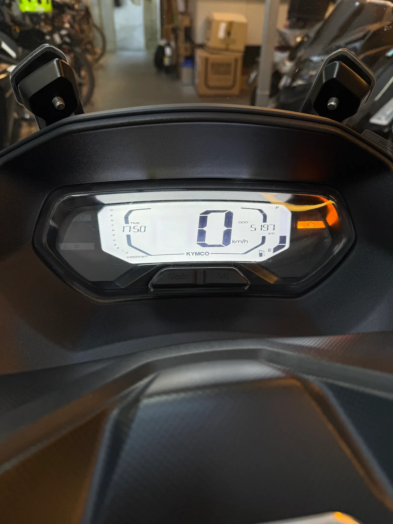 KYMCO SKY TOWN 125 – 2024  Prix : 2 299 € | Garantie 12 mois