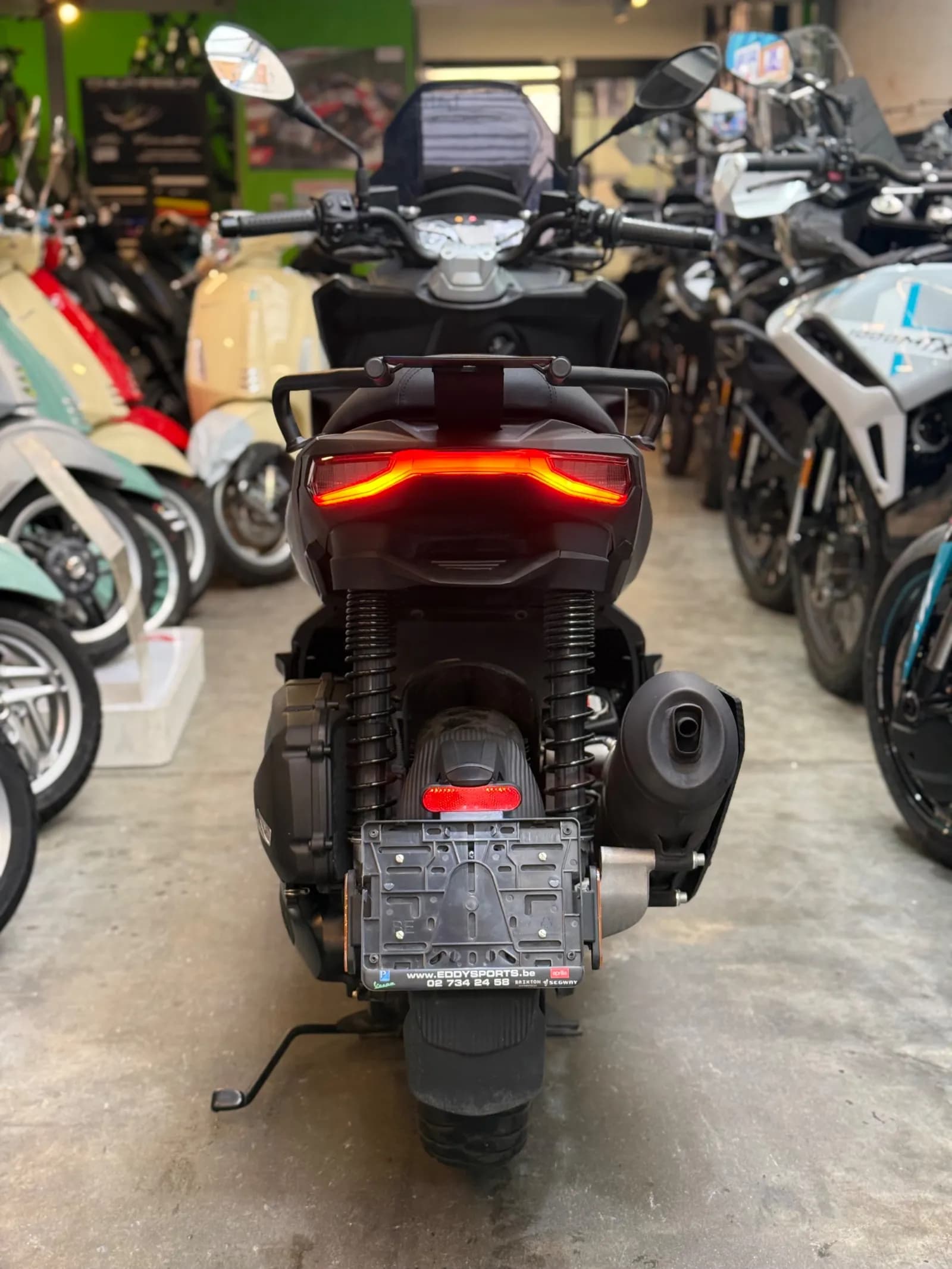 APRILIA SR GT 125 – 2025 | Prix : 2 699 € | Garantie 24 mois