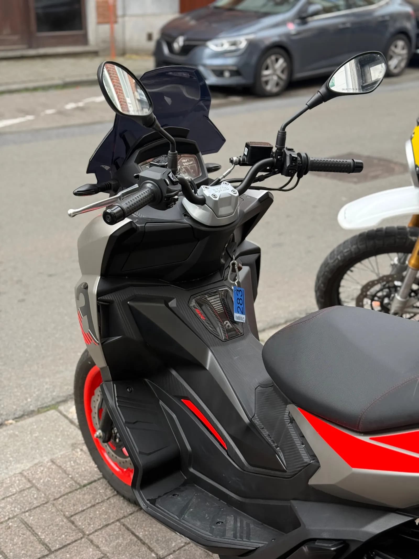 APRILIA SR GT 125 – 2025 | Prix : 2 699 € | Garantie 24 mois