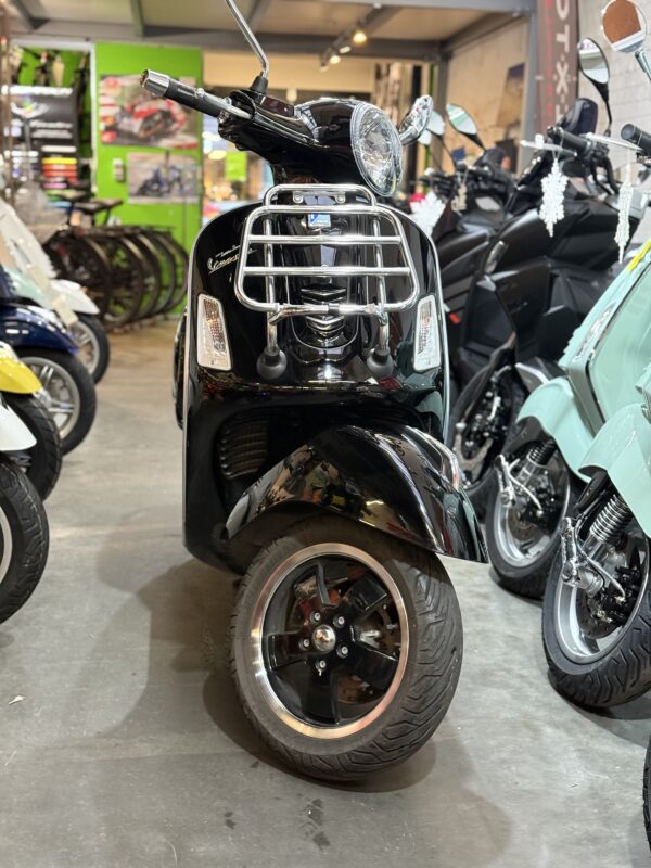 occasion vespa gts 125 noir brillante